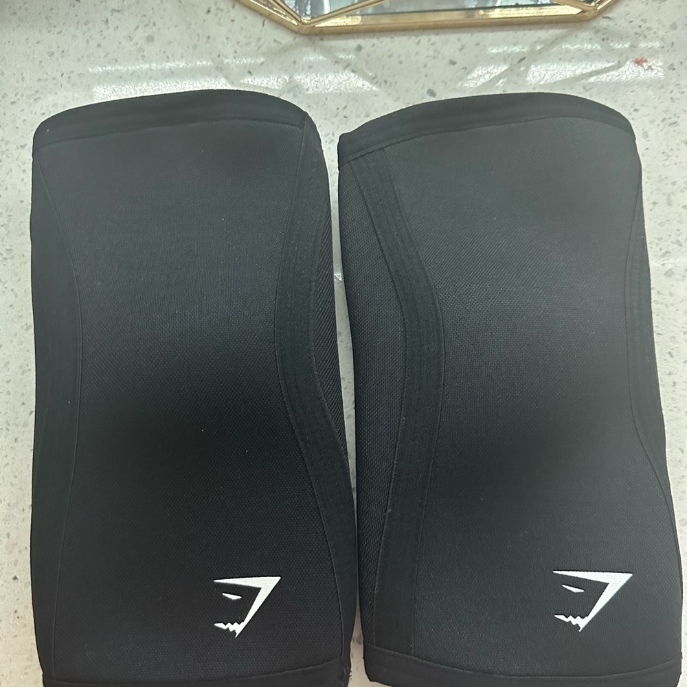 Black knee sleeves